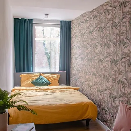 Barbarossa Hostel Ναϊμέγκεν